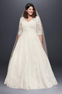 A-line wedding gown for an apple shaped lady