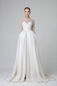 Ball gown for a rectangle shaped bride